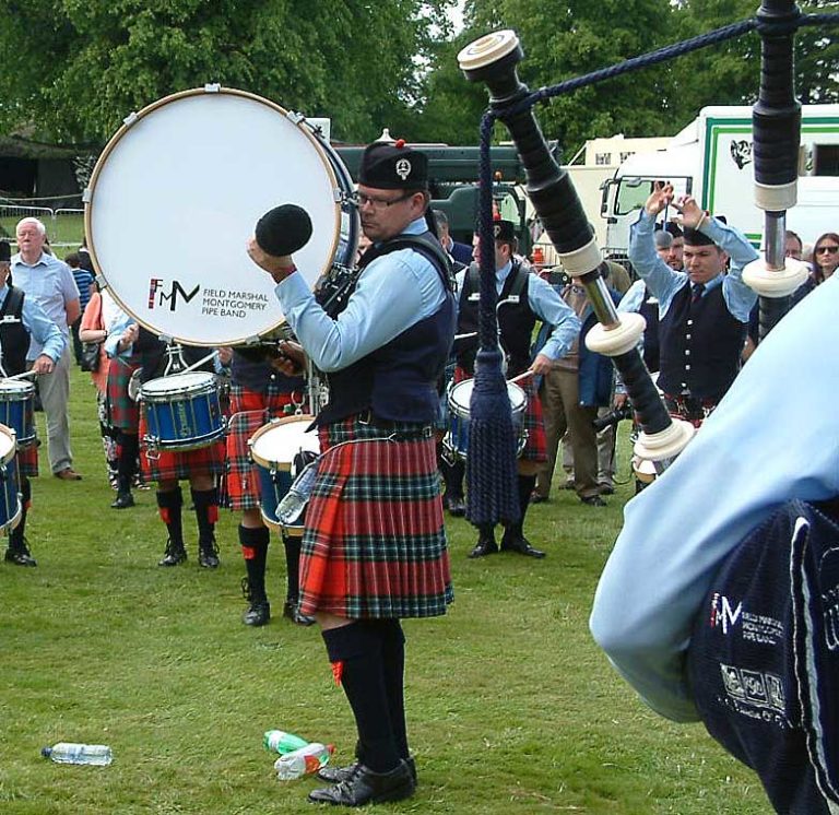 FM tuning up.