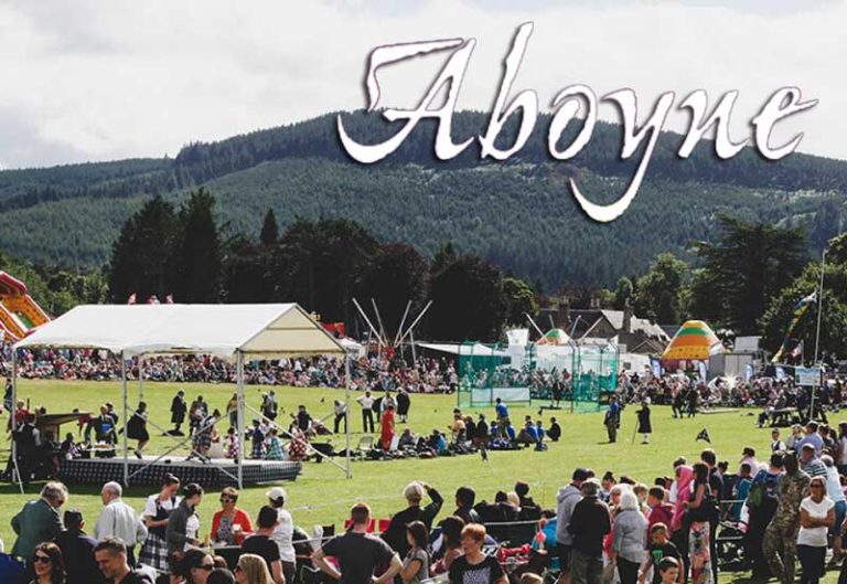 Aboyne: order or play