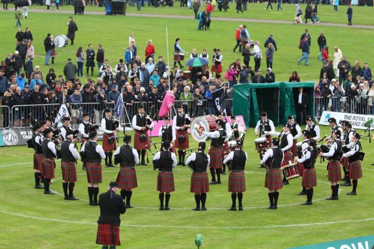 Canterbury Caledonian retain NZ Champions