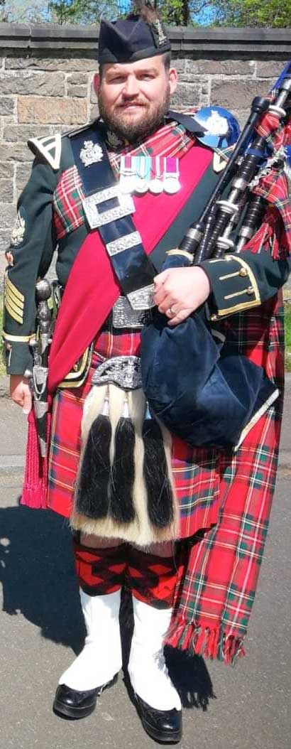 1 SCOTS Pipes & Drums ends - Bagpipe News