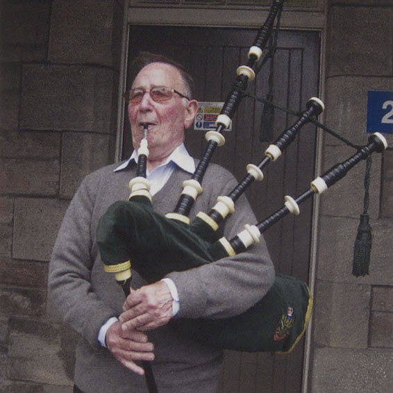 A tribute to Pipe Major Andy Venters