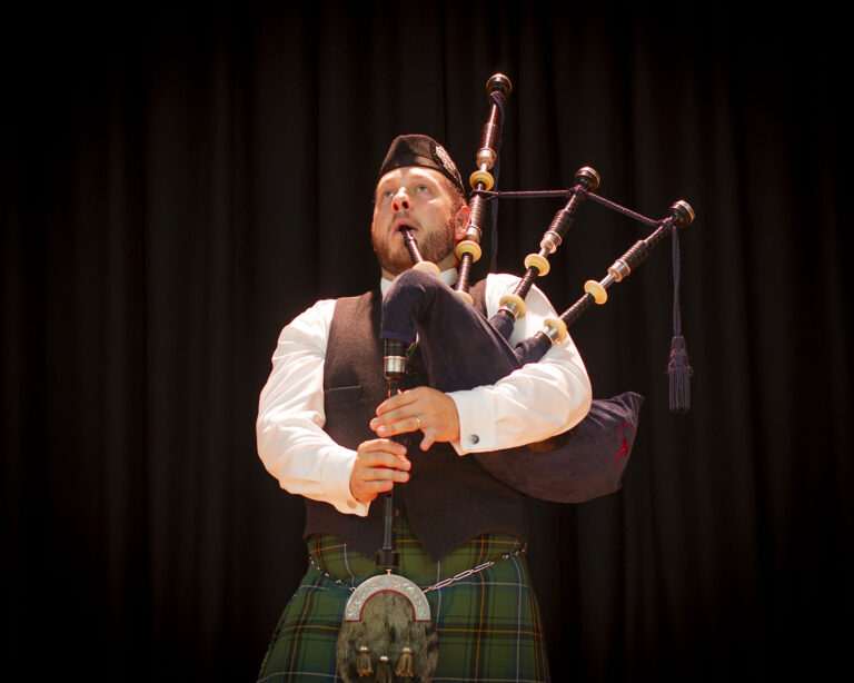 Alasdair Henderson wins the R. G. Hardie & Co. Masters at Piping Live!